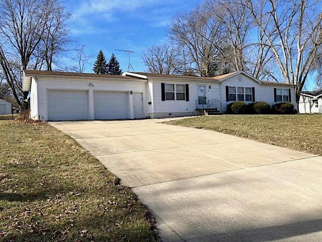 407 N BLUFF ST, GREENE, IA 50636, photo 1 of 18